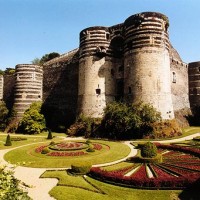 angers sous le soleil