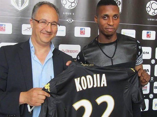 attaquant Kodjia d'Angers SCO